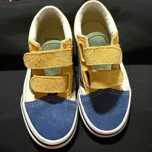 Vans Kids Double-Strap Sneakers in Blue and Yellow with Green Tongue